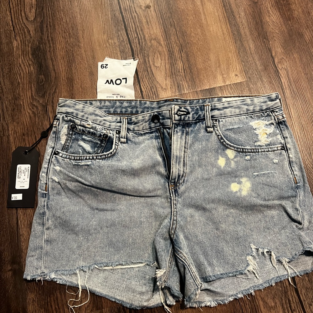 Rag & Bone 3.5” low rise shorts
